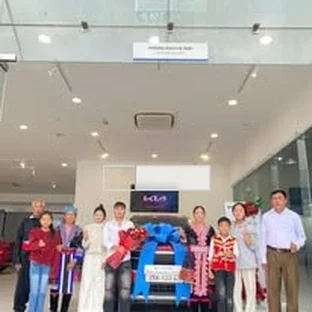 Hoạt động tư vấn và giao xe Kia tại Lai Châu 2